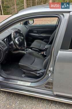 Внедорожник / Кроссовер Mitsubishi ASX 2010 в Пятихатках