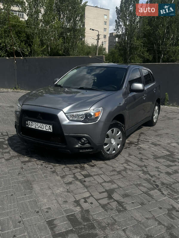 Внедорожник / Кроссовер Mitsubishi ASX 2011 в 