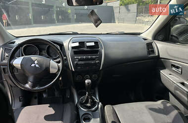 Внедорожник / Кроссовер Mitsubishi ASX 2011 в 