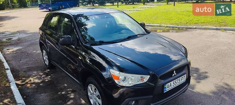 Внедорожник / Кроссовер Mitsubishi ASX 2012 в Киеве