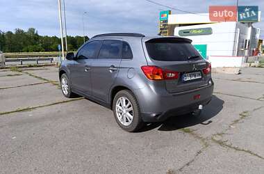 Внедорожник / Кроссовер Mitsubishi ASX 2013 в 