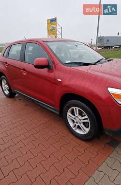 Внедорожник / Кроссовер Mitsubishi ASX 2011 в 