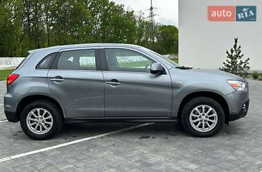 Внедорожник / Кроссовер Mitsubishi ASX 2013 в 
