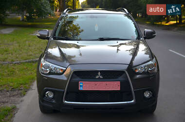Внедорожник / Кроссовер Mitsubishi ASX 2010 в 