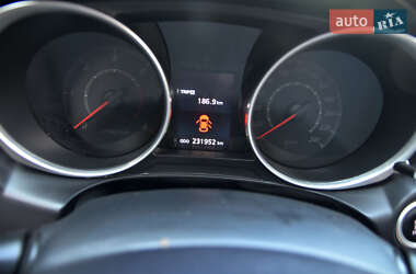Внедорожник / Кроссовер Mitsubishi ASX 2010 в 