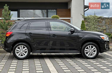 Внедорожник / Кроссовер Mitsubishi ASX 2014 в 