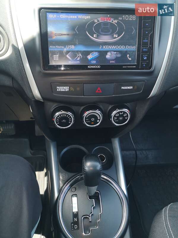 Позашляховик / Кросовер Mitsubishi ASX 2014 в Києві
