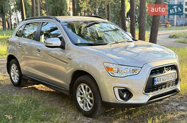 Позашляховик / Кросовер Mitsubishi ASX 2015 в Чернігові