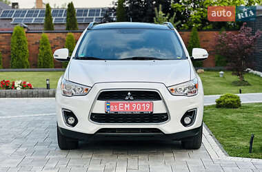 Внедорожник / Кроссовер Mitsubishi ASX 2014 в 