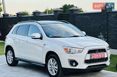 Внедорожник / Кроссовер Mitsubishi ASX 2014 в 