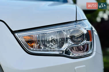 Внедорожник / Кроссовер Mitsubishi ASX 2014 в 