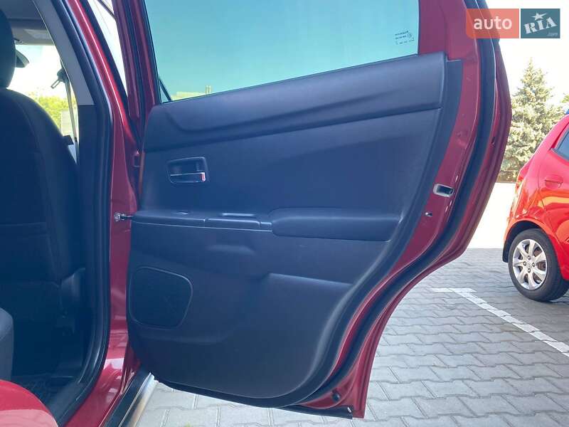 Внедорожник / Кроссовер Mitsubishi ASX 2014 в Одессе
