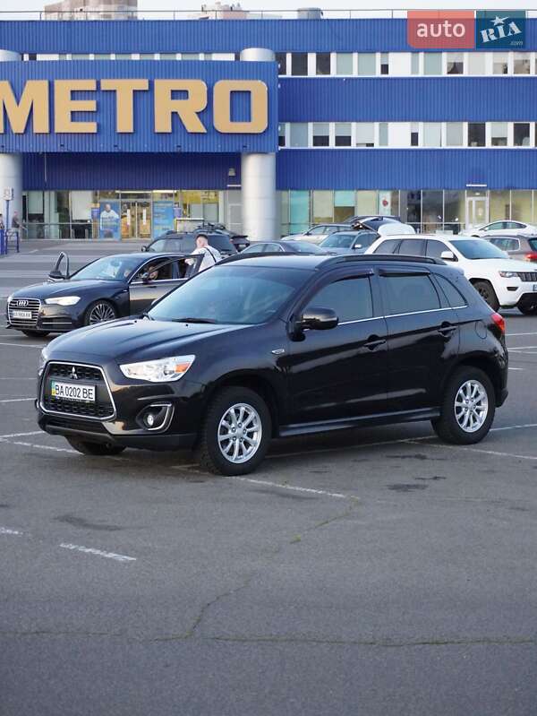 Внедорожник / Кроссовер Mitsubishi ASX 2014 в 