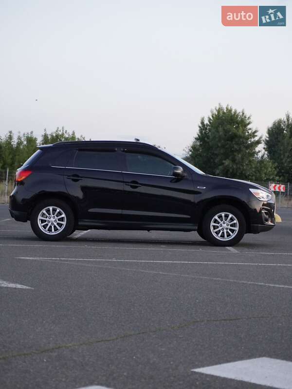 Внедорожник / Кроссовер Mitsubishi ASX 2014 в Киеве