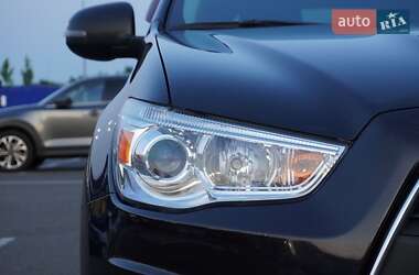 Внедорожник / Кроссовер Mitsubishi ASX 2014 в 