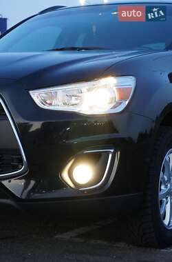 Внедорожник / Кроссовер Mitsubishi ASX 2014 в 