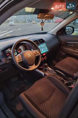 Внедорожник / Кроссовер Mitsubishi ASX 2014 в 