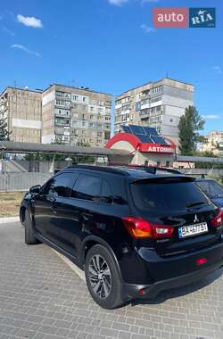 Внедорожник / Кроссовер Mitsubishi ASX 2017 в 