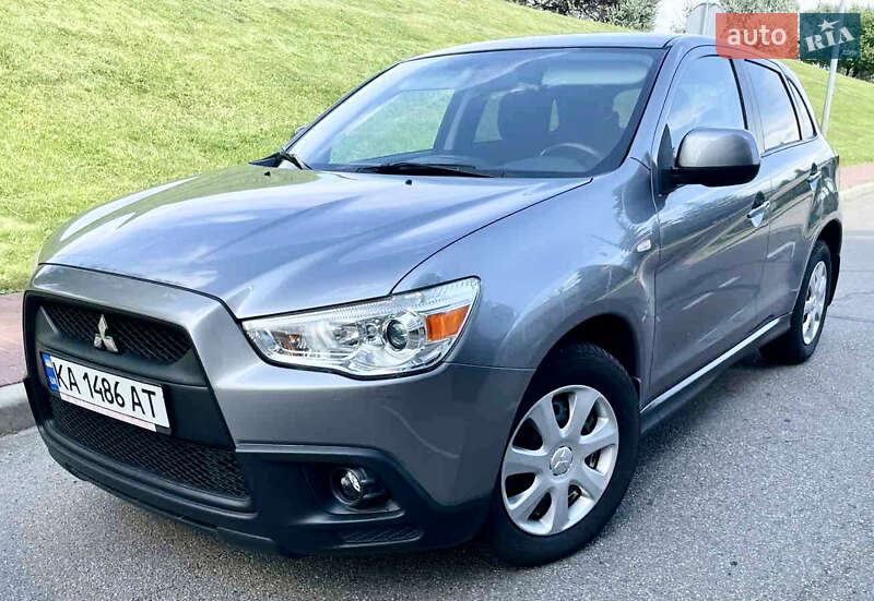 Внедорожник / Кроссовер Mitsubishi ASX 2012 в 