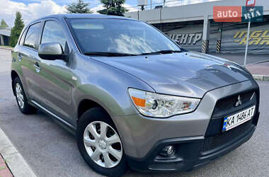 Внедорожник / Кроссовер Mitsubishi ASX 2012 в 