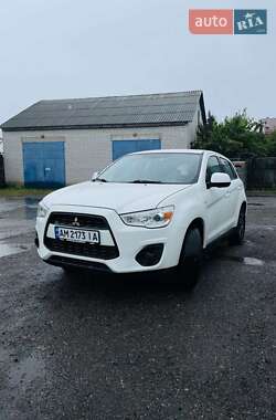 Внедорожник / Кроссовер Mitsubishi ASX 2015 в Житомире