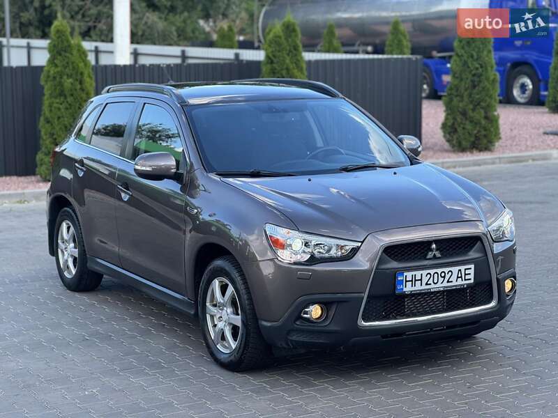 Mitsubishi ASX 2011