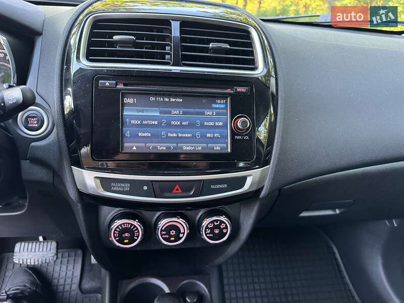 Внедорожник / Кроссовер Mitsubishi ASX 2015 в Тернополе