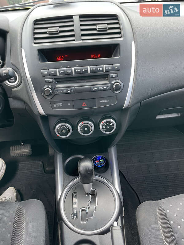 Внедорожник / Кроссовер Mitsubishi ASX 2011 в Черкассах