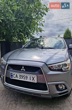 Внедорожник / Кроссовер Mitsubishi ASX 2011 в 
