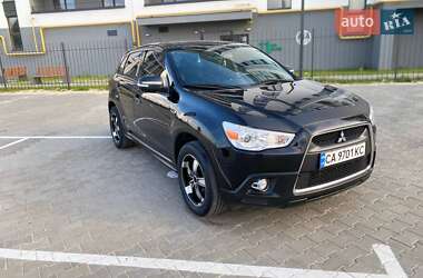 Внедорожник / Кроссовер Mitsubishi ASX 2010 в 