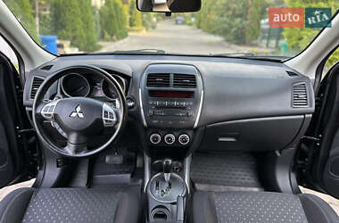 Внедорожник / Кроссовер Mitsubishi ASX 2010 в 