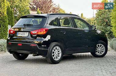 Внедорожник / Кроссовер Mitsubishi ASX 2010 в 
