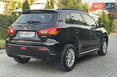Внедорожник / Кроссовер Mitsubishi ASX 2010 в 