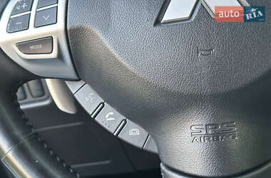Внедорожник / Кроссовер Mitsubishi ASX 2010 в 