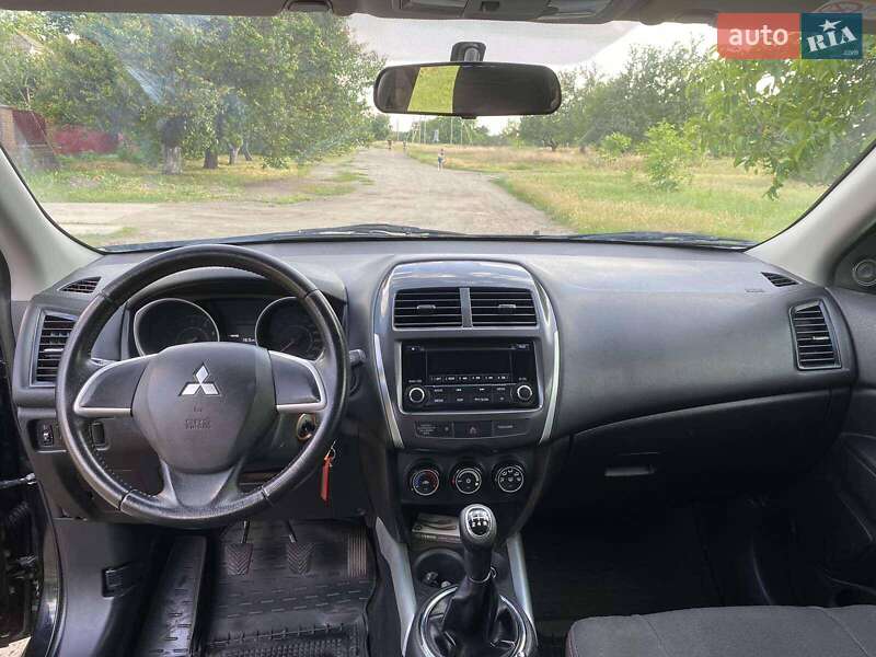 Внедорожник / Кроссовер Mitsubishi ASX 2014 в Новом Буге