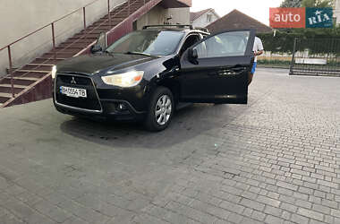 Внедорожник / Кроссовер Mitsubishi ASX 2011 в 