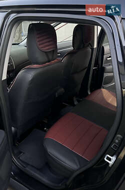 Внедорожник / Кроссовер Mitsubishi ASX 2011 в 