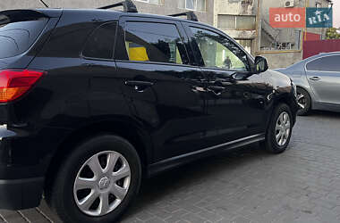 Внедорожник / Кроссовер Mitsubishi ASX 2011 в 