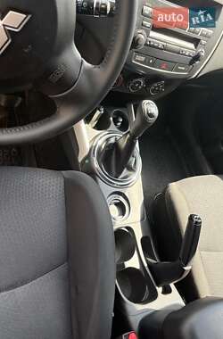 Внедорожник / Кроссовер Mitsubishi ASX 2012 в 