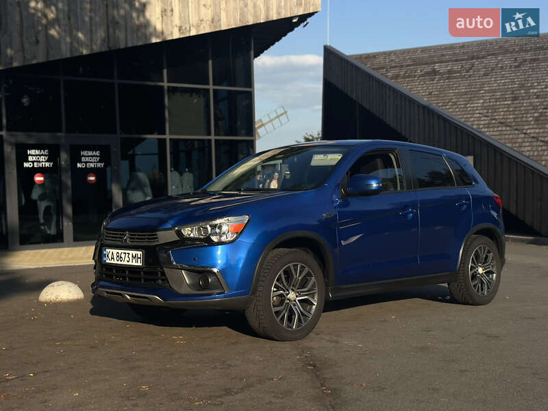 Внедорожник / Кроссовер Mitsubishi ASX 2016 в Киеве