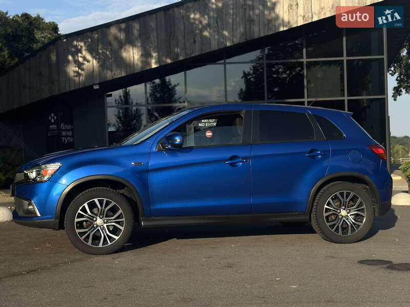 Внедорожник / Кроссовер Mitsubishi ASX 2016 в Киеве