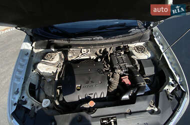 Внедорожник / Кроссовер Mitsubishi ASX 2010 в 