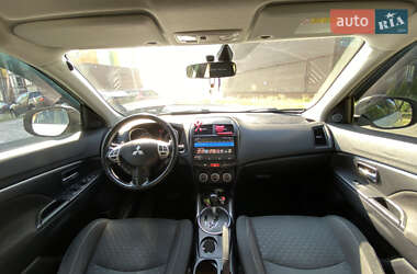 Внедорожник / Кроссовер Mitsubishi ASX 2010 в 