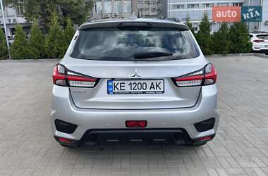 Внедорожник / Кроссовер Mitsubishi ASX 2021 в 