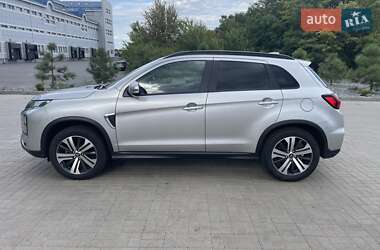 Внедорожник / Кроссовер Mitsubishi ASX 2021 в 