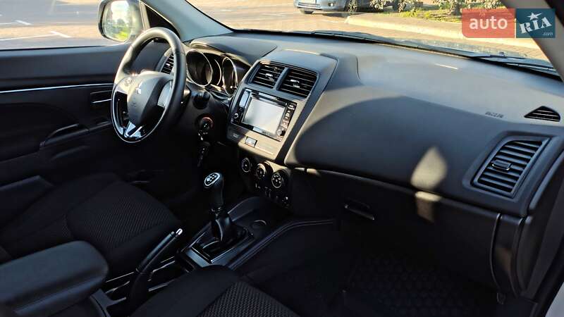 Внедорожник / Кроссовер Mitsubishi ASX 2019 в Киеве