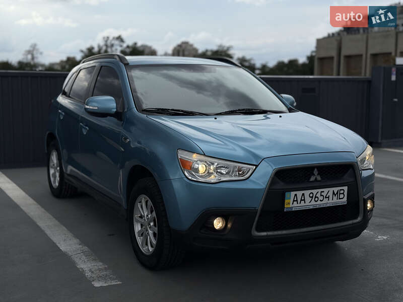 Внедорожник / Кроссовер Mitsubishi ASX 2012 в Киеве