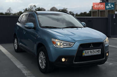Внедорожник / Кроссовер Mitsubishi ASX 2012 в 