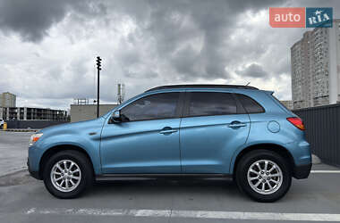 Внедорожник / Кроссовер Mitsubishi ASX 2012 в 