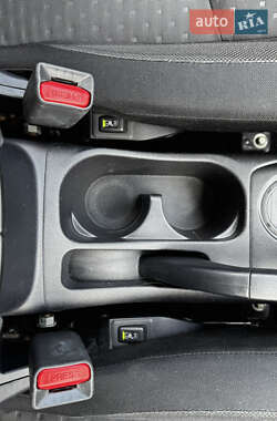 Внедорожник / Кроссовер Mitsubishi ASX 2011 в 